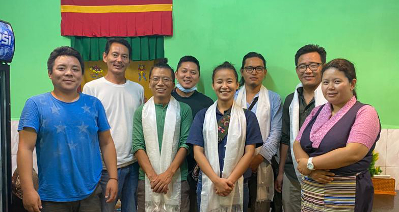 9th Association of Tibetan Journalists' executive team meets the outgoing committee on Tuesday in Dharamshala (Photo- ATJ)