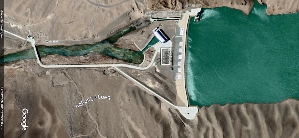 Dam built at Zenge Tsangpo town (Google earth)