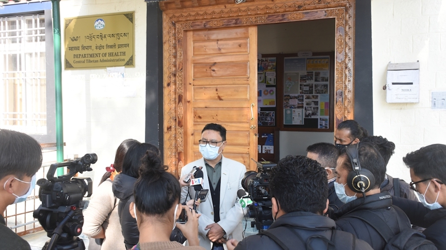 Heath Department Secretary Palden Dhondup addressing the press on Tuesday at Gankyi (Phayul Photo- Kunsang Gashon)