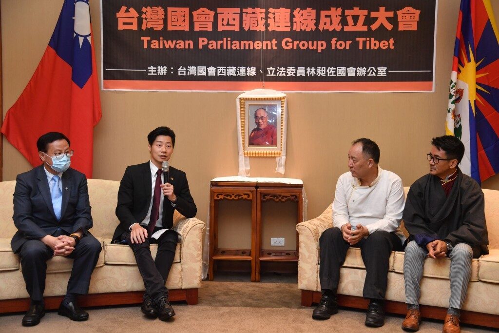 The founding event of the Taiwan Parliament Group for Tibet presided by legislator Freddy Lim on July 8, 2020 (Photo- CNA)